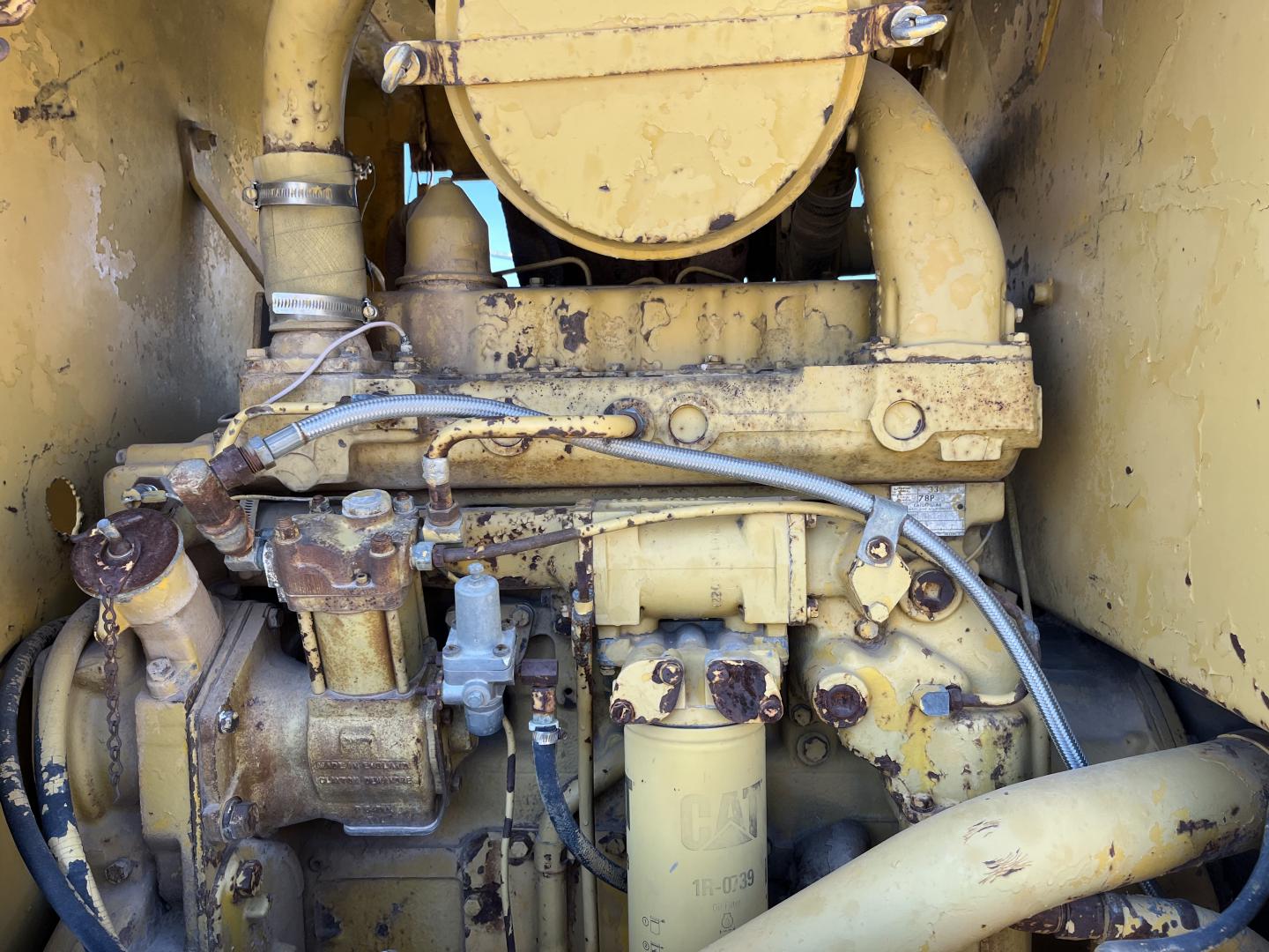 ./imagenes/INVOICE/2019/18025/MOTOCONFORMADORA CATERPILLAR 120G (8).JPG